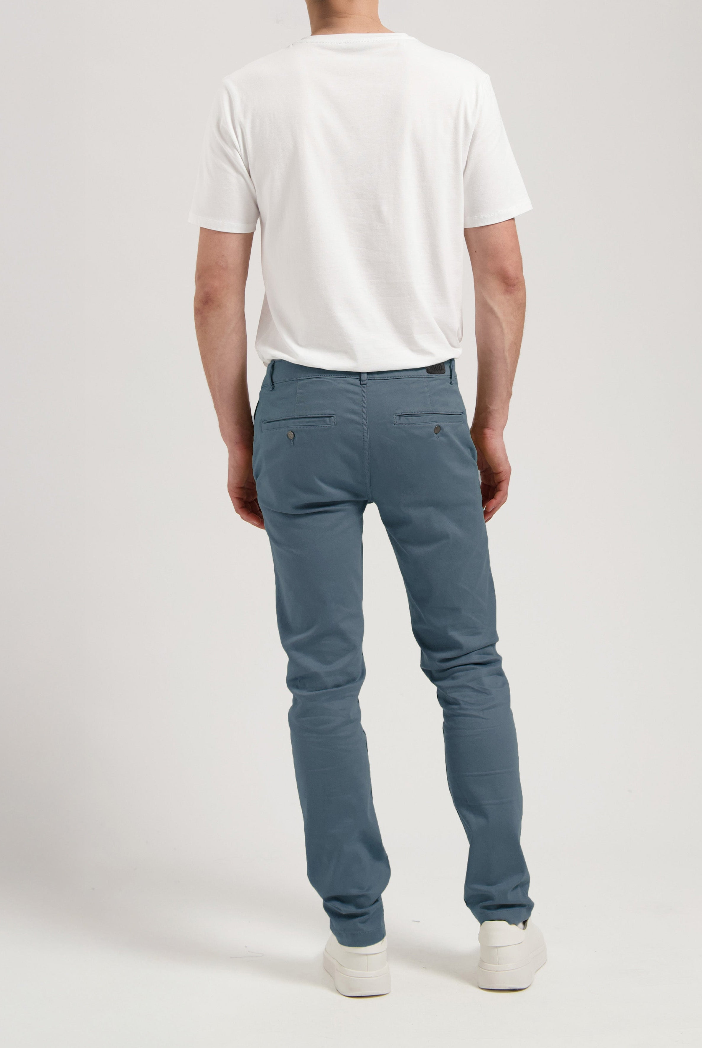 MUD Jeans | Scott Mid Tapered - Slate Blue | Sustainable Pants