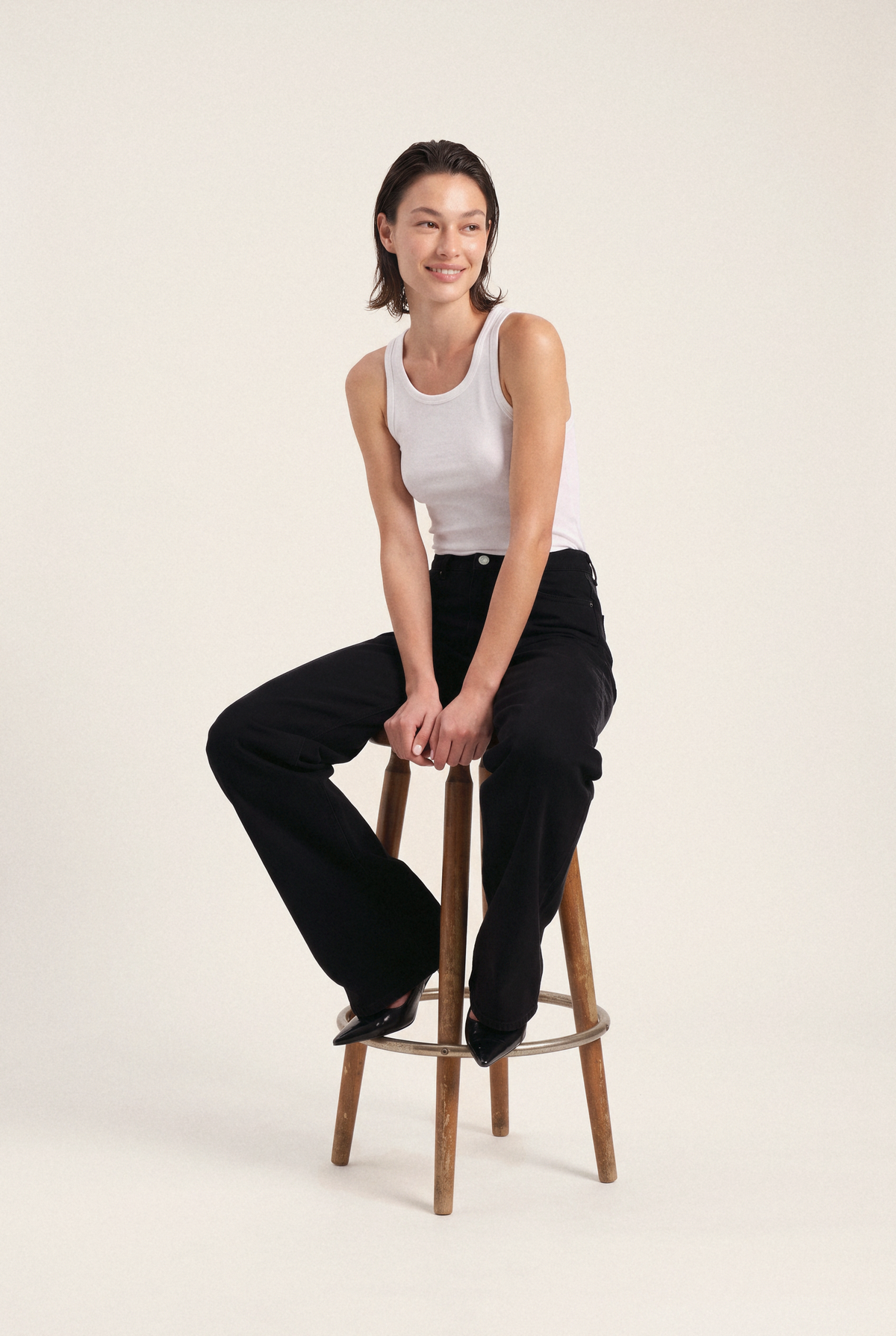 Sara High Loose Nero Nero - editorial