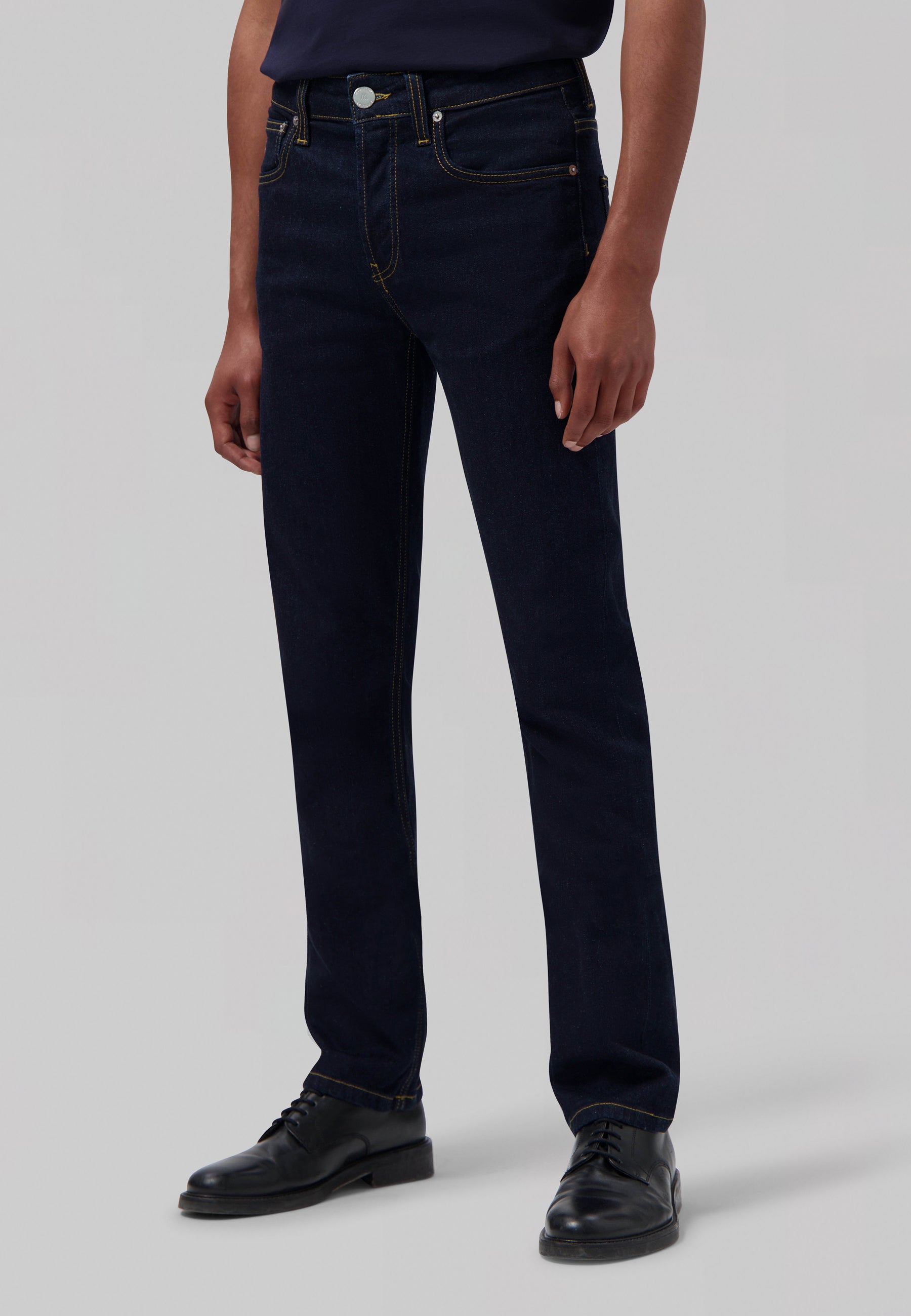 Men's Straight Jeans - Buy Circular & Sustainable Denim