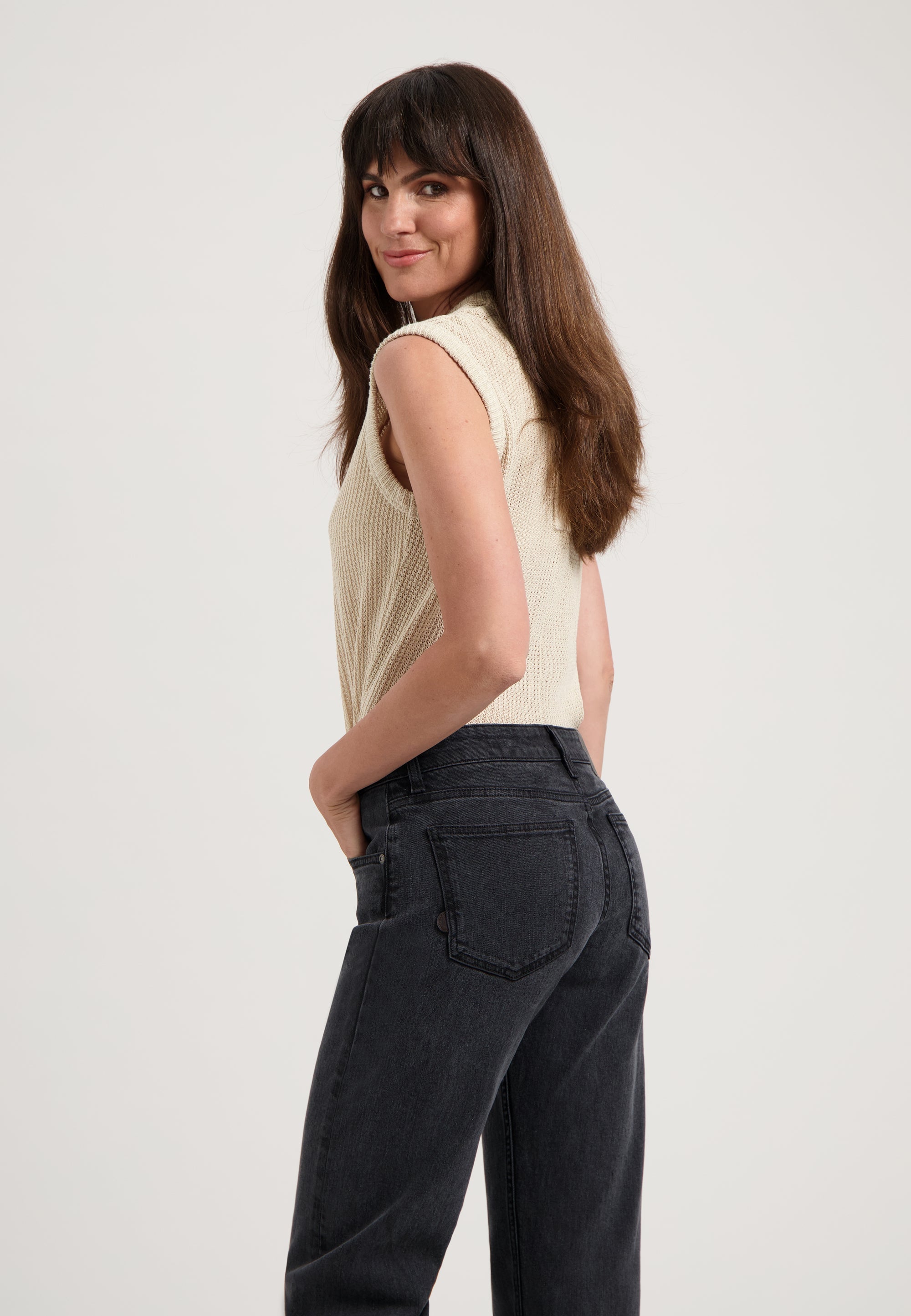 Mudjeans Luna Mid Short Black Vintage