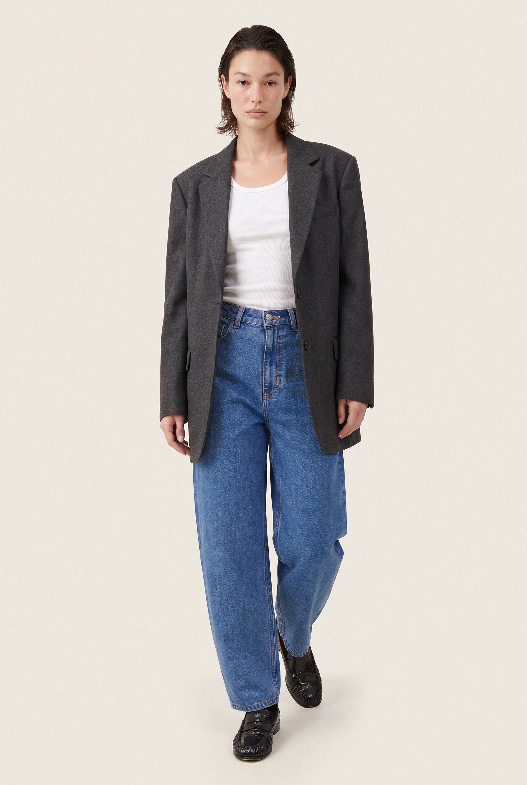 Brooke High Barrel Stone Vintage - winter front