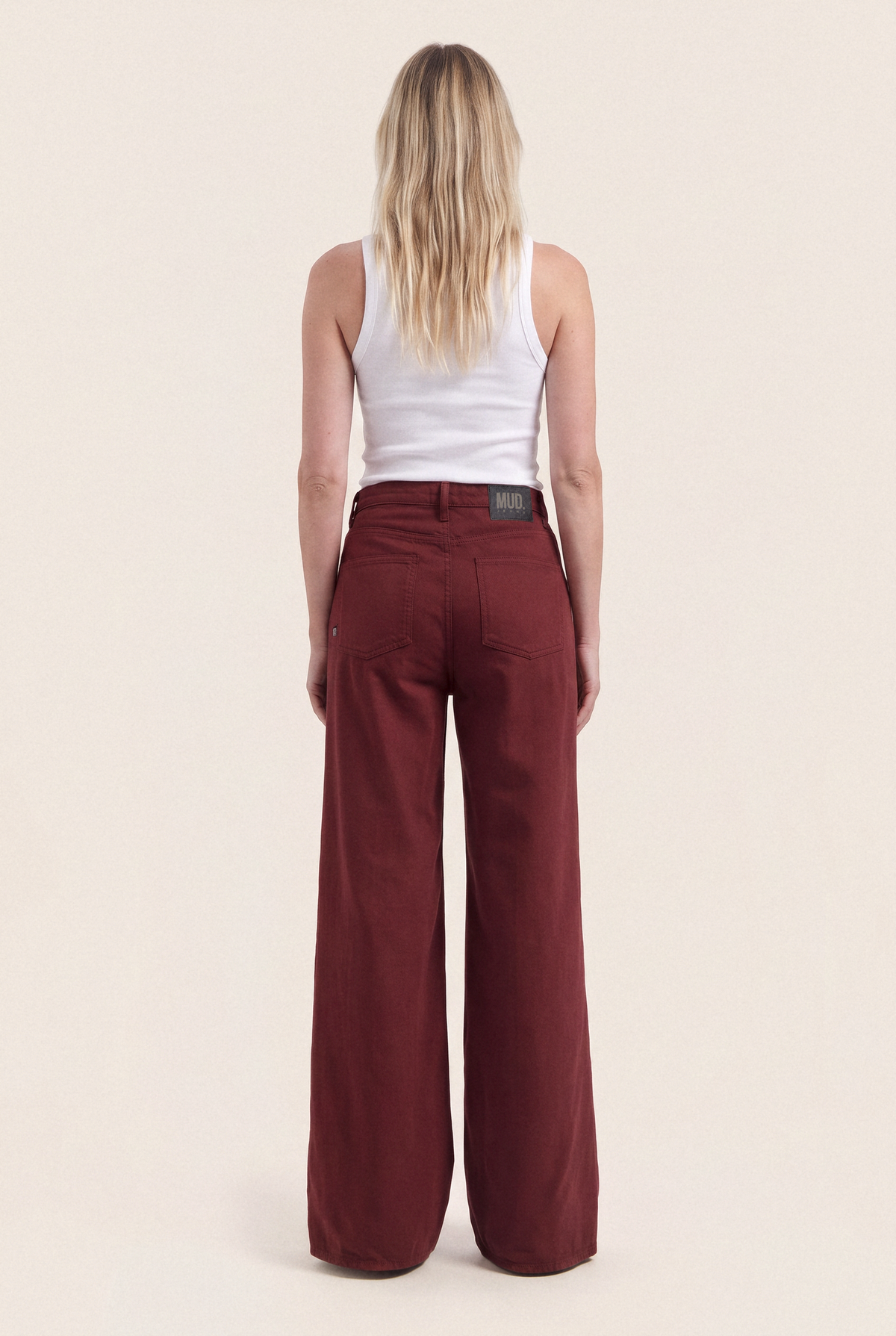 Sara High Loose Flow Burgundy – full body back