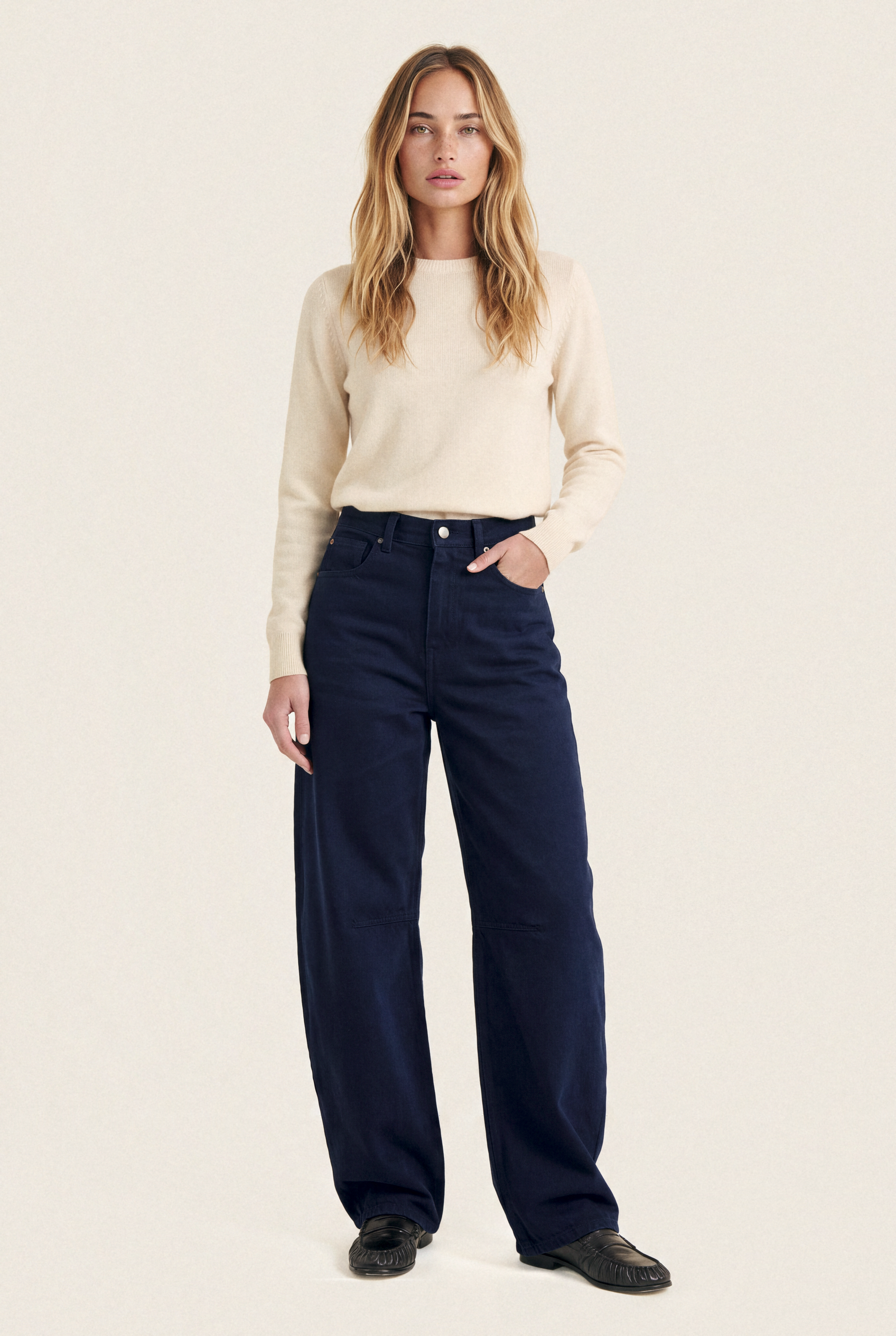 Demi High Balloon Deep Ink – full body front
