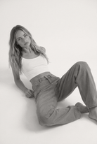 Brooke High Barrel Faded Grey - editorial bw