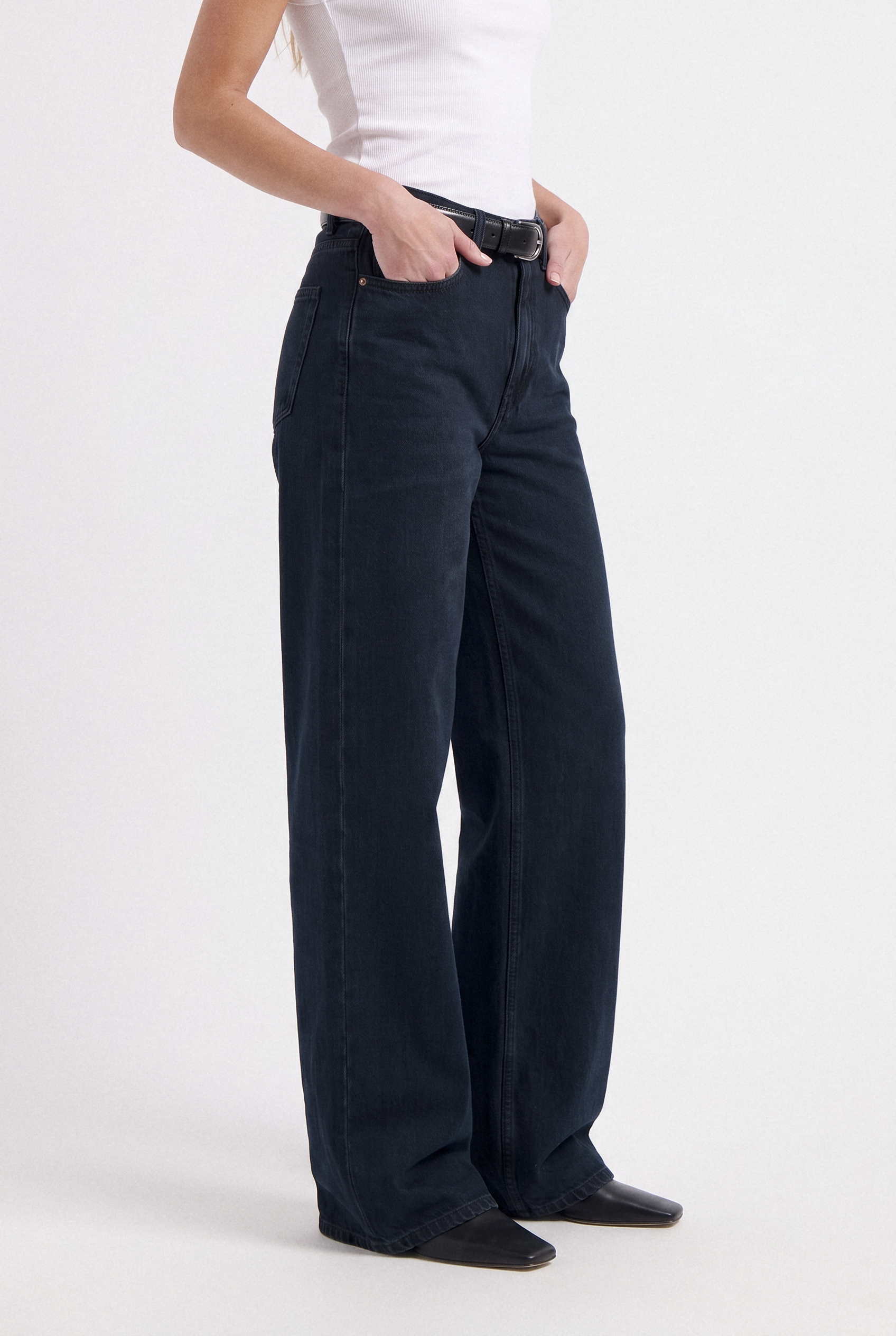 Sara High Loose Faded Ink - lower