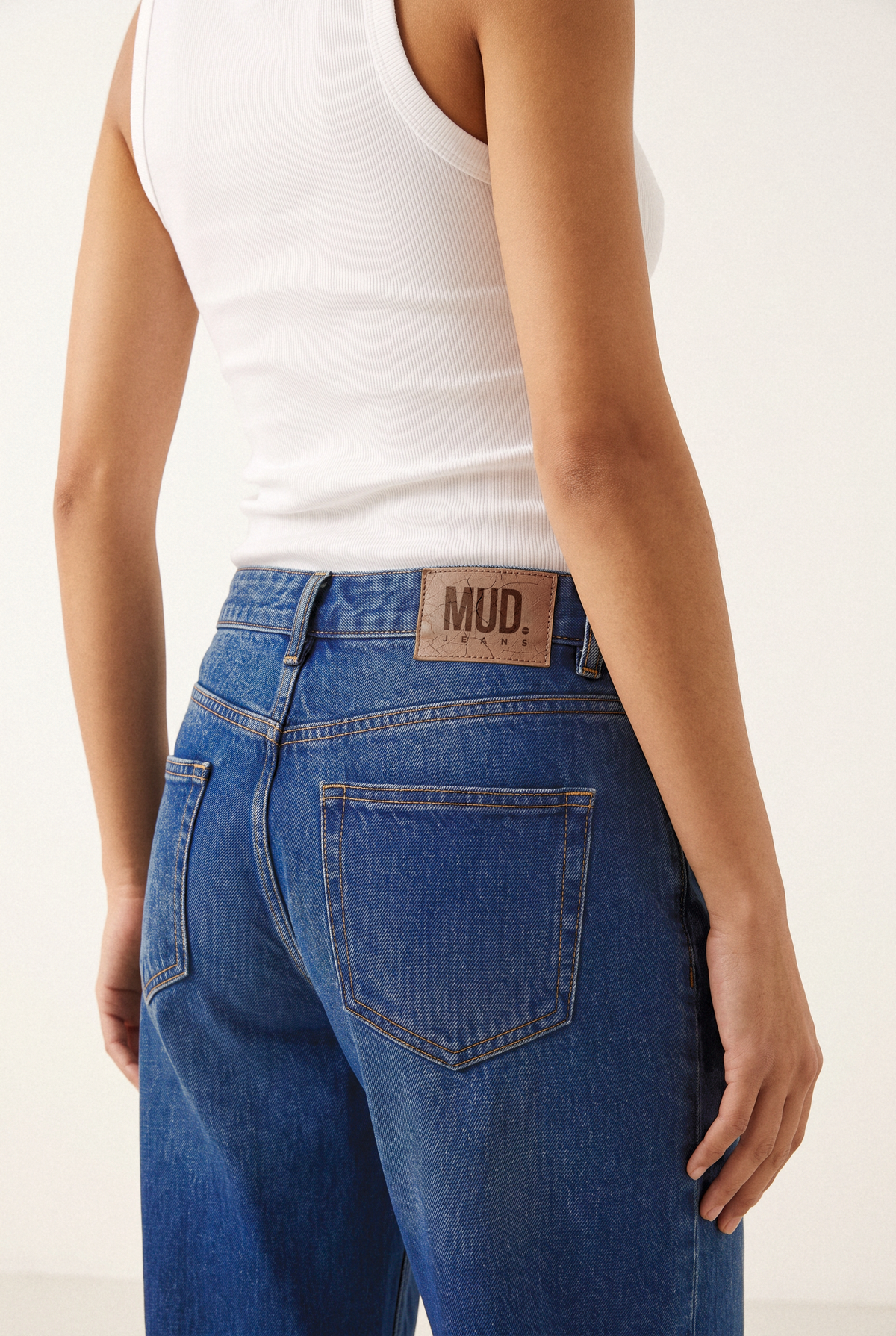 Emma Low Loose - Medium Stone