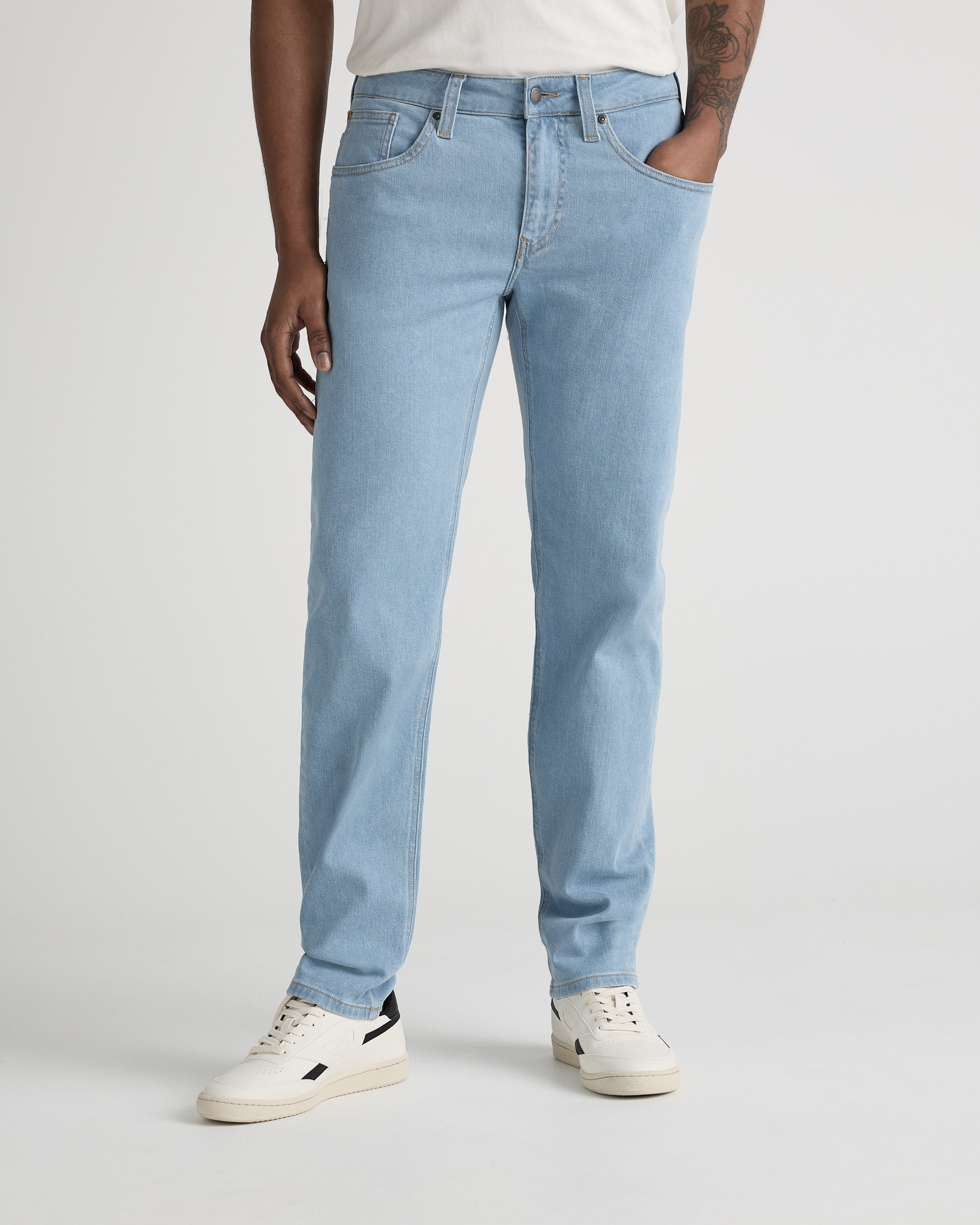 Low tapered jeans 2025