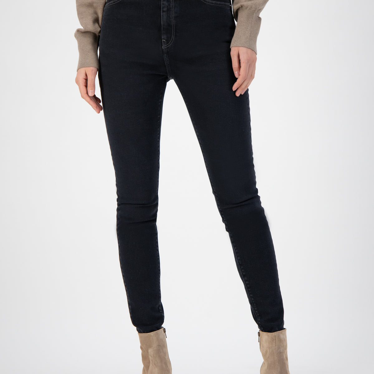 Sky Rise Skinny - Stone Black